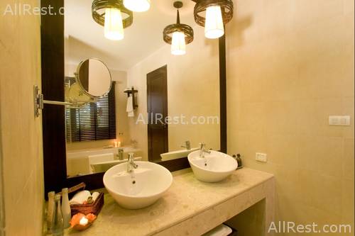 Rawi Warin Resort & Spa 13